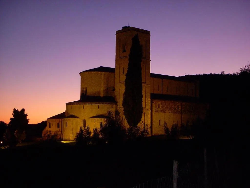 Borgo Tepolini Country House Castel del Piano  4*, Castel del Piano (Tuscany)